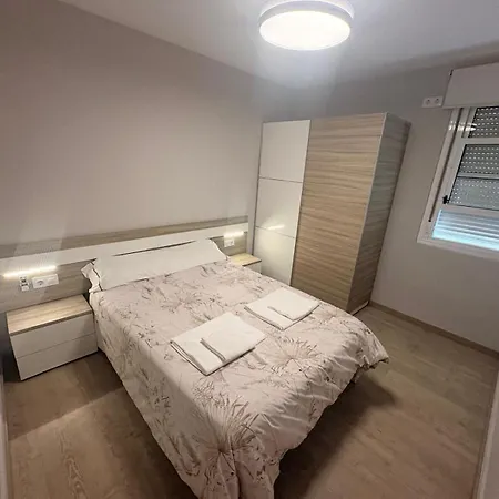 Appartamento Acogedora Casa Al Lado De Vut-co-02999 *