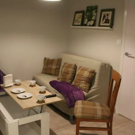 Acogedora Casa Al Lado De Vut-co-02999 * Padrón