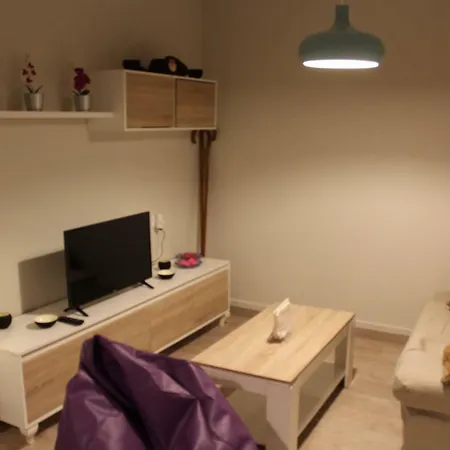 Appartamento Acogedora Casa Al Lado De Vut-co-02999 *