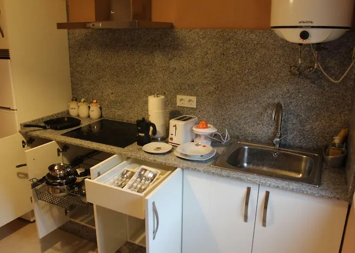 Acogedora Casa Al Lado De Vut-co-02999 *