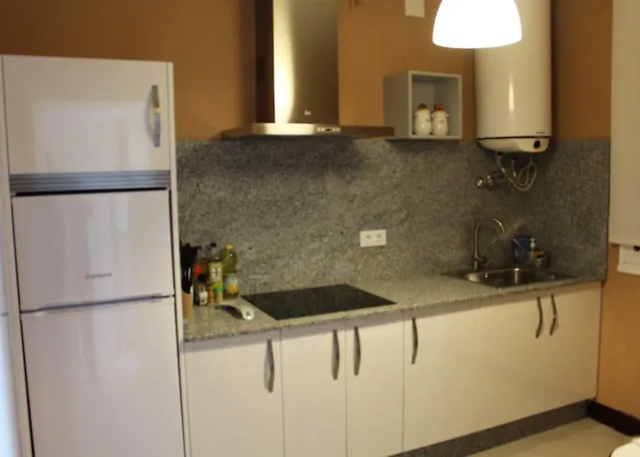 Acogedora Casa Al Lado De Vut-co-02999 *